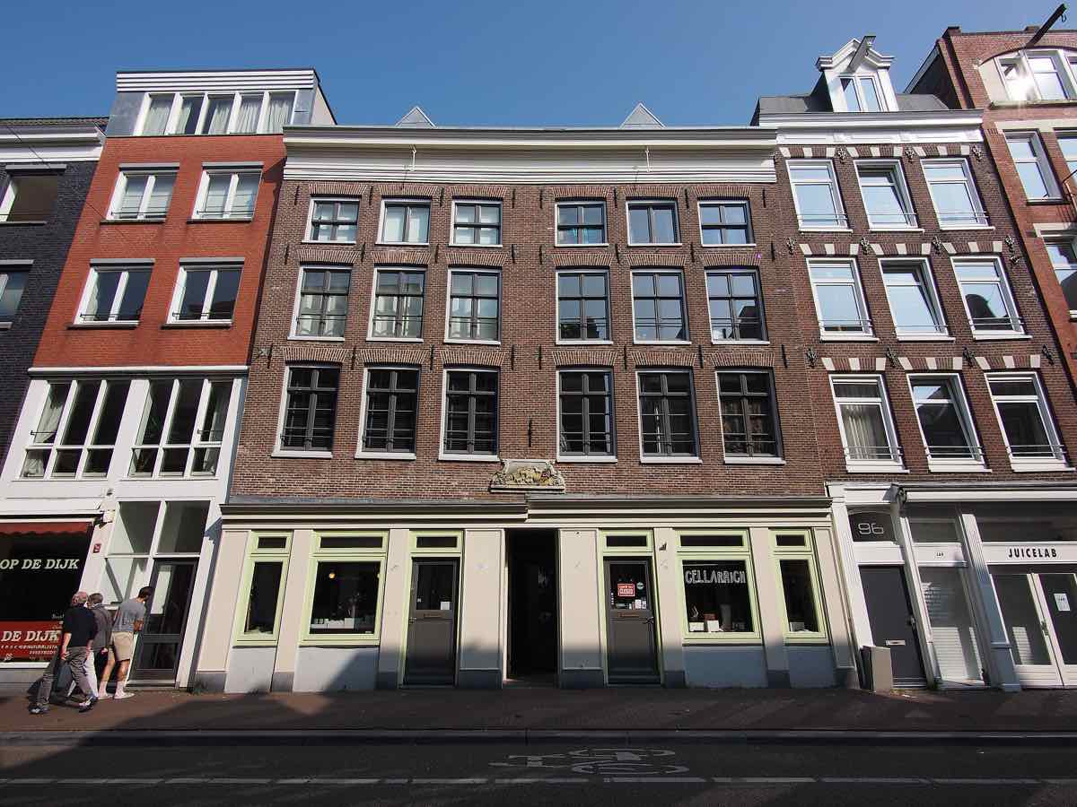 Winkel of bedrijfsruimte met bovenwoning verkopen: waar u op moet letten