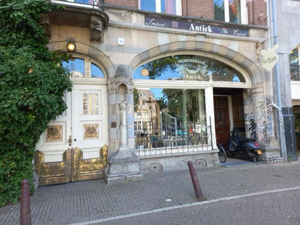 Winkelpui aan de Prinsengracht, Amsterdam